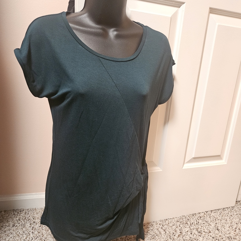 Chic Dark Green Women's Short Sleeve Top - Picture 3 of 10